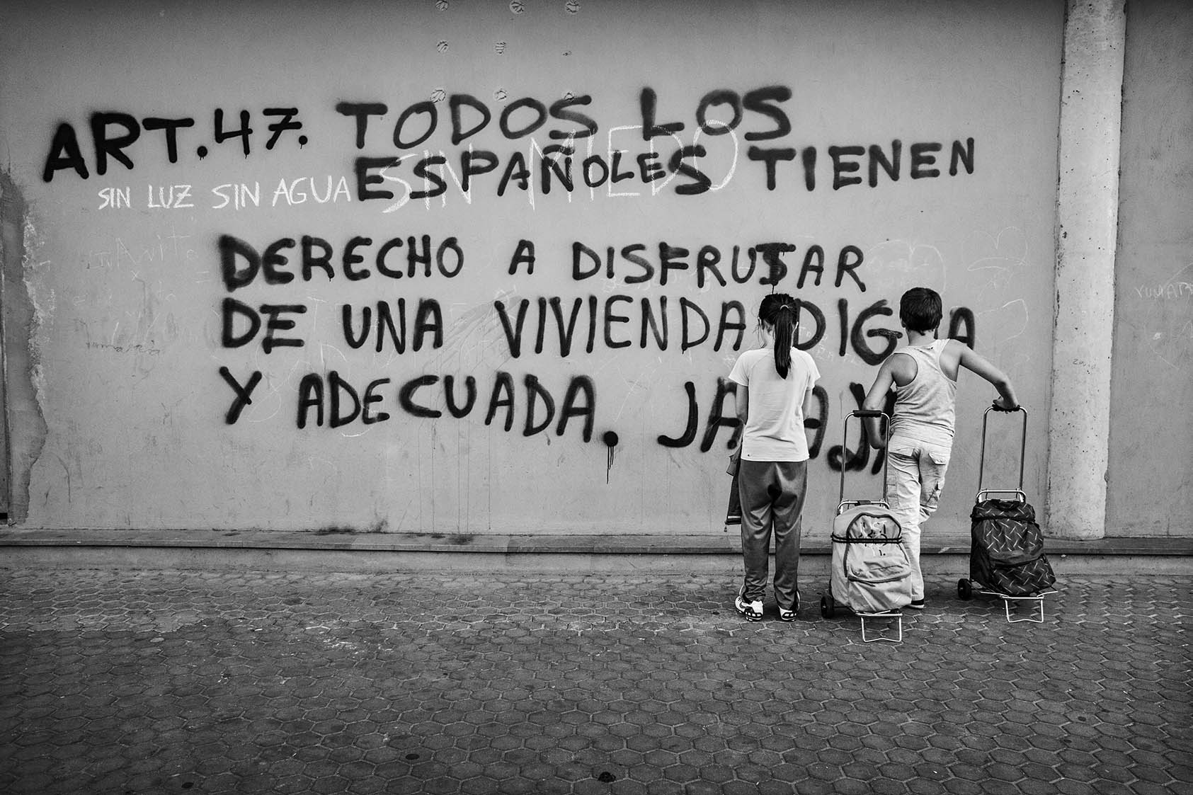 NIÑOS-GRAFITI.jpg