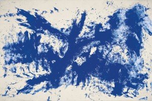 La gran Antropometría azul ( ANT 105), por Yves Klein, 1960. El arte de nuestro tiempo. Obras maestras de las Colecciones  Guggenheim