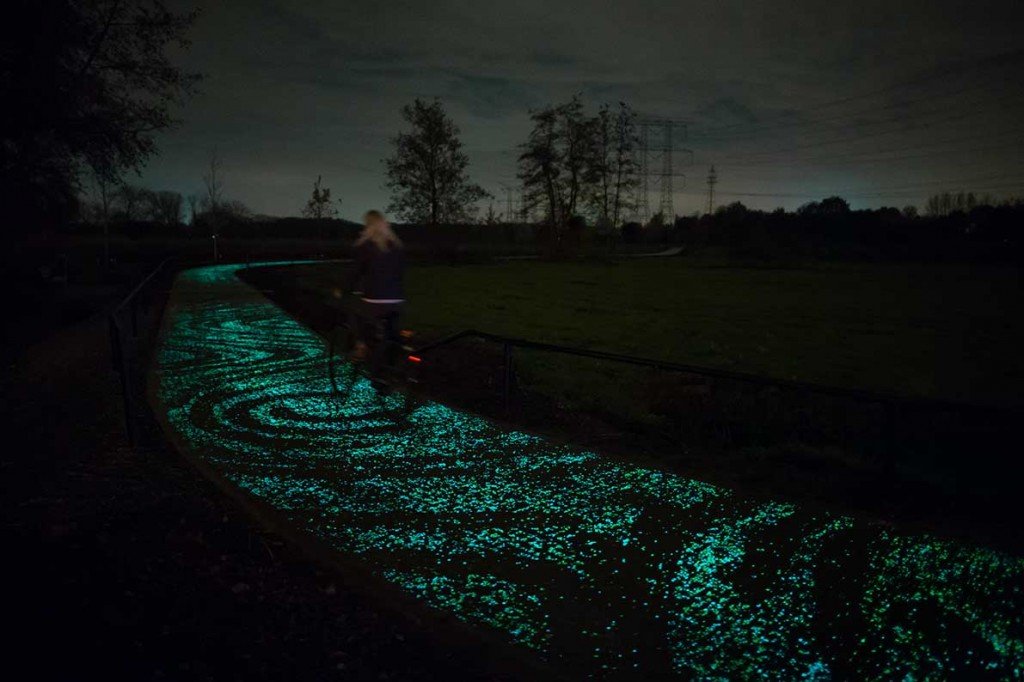 Carril bici VanGogh3-Studio Roosegaarde & Heijmans