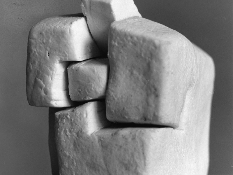 Chillida_Porcelana_V.jpg
