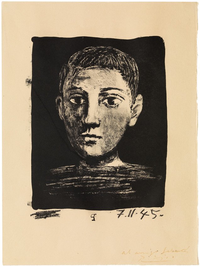 Cabeza (autorretrato evocativo), París, 7 de noviembre de 1945, agua y raspador sobre piedra, 44,1 x 32,8 cm, Fundación Picasso. Museo Casa Natal, Ayuntamiento de Málaga. Fotografía © Fundación Picasso. Museo Casa Natal, Ayuntamiento de Málaga. Arriba, Aldeanos gallegos, LAa Coruña, h. 1895, óleo y tinta negra a pluma sobre papel estucado, 12,8 x 19 cm. Donación Pablo Picasso, 1970, Museu Picasso, Barcelona. Fotografía © Museu Picasso, Barcelona / Gasull. Todas las imágenes, © Sucessión Pablo Picasso, VEGAP, Madrid, 2015.