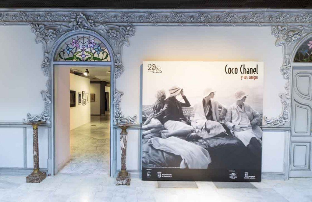 Casa Lis, Coco Chanel y sus amigos, fotografía por Óscar J. González.