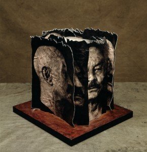 Cascografía a partir de una fotografía de José Hierro, por Alberto Schommer. 