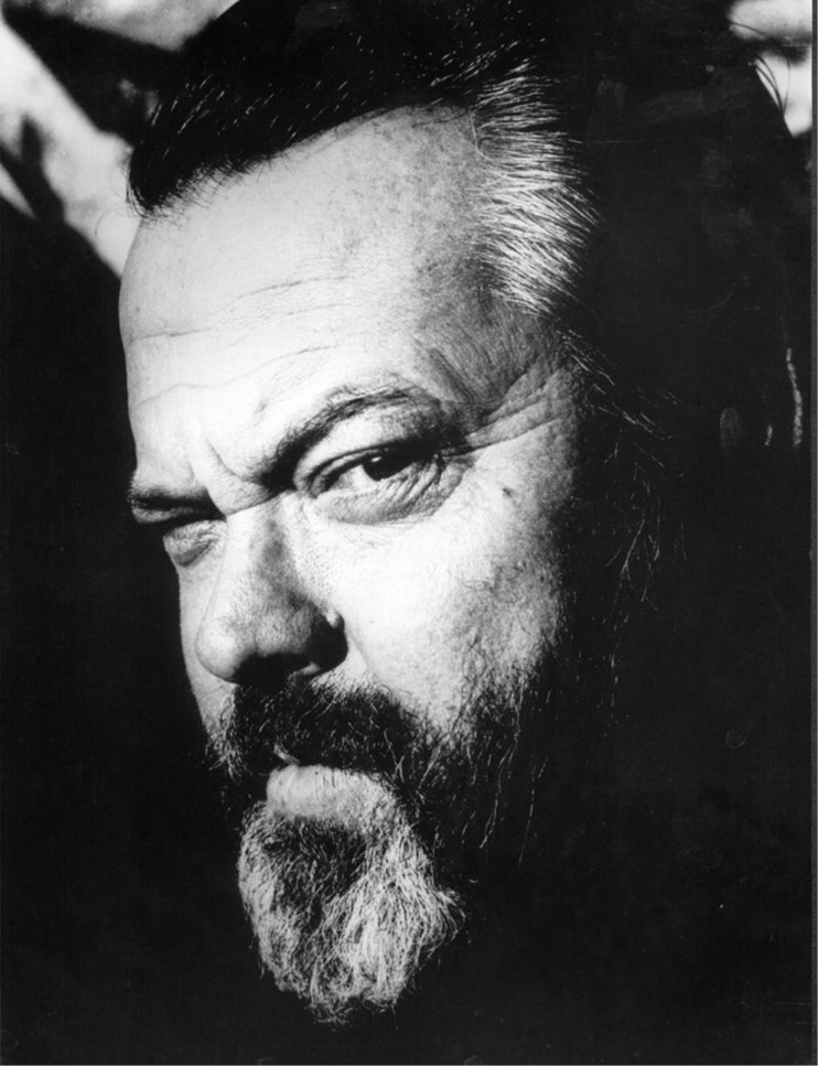 Orson Welles. Cardona, Barcelona, 1964. Arriba, Romy en Metamorfosis de Jacinto Esteva, 1970. Todas las imágenes, cortesía Centro Conde Duque.