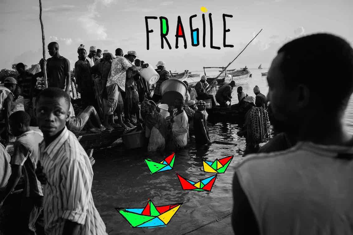FRAGILE CON