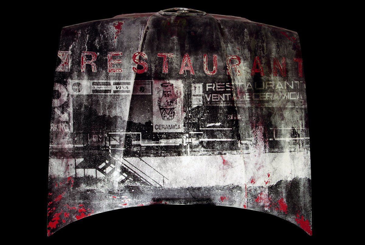 Restaurant Alfa, de Iago Eireos, gelatina de plata y acrílico sobre capoot, 150 x 135 cm, 2013, en