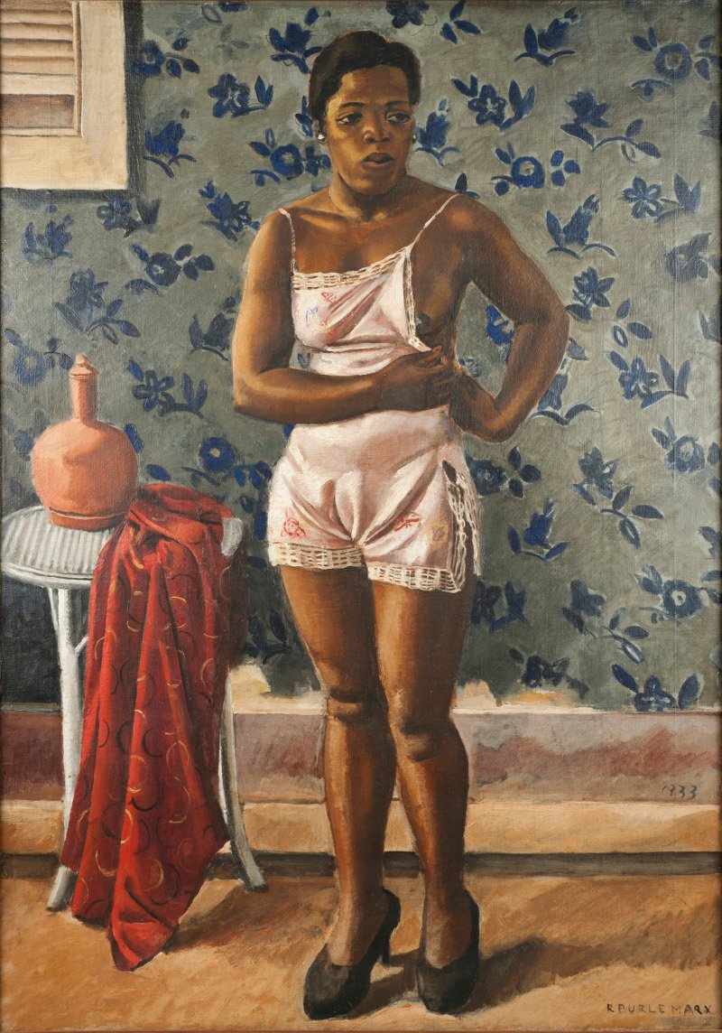 Mujer en combinación rosa, por Roberto Burle Marx, 1933, óleo sobre lienzo, 101 x 71.1 cm, Sítio Roberto Burle Marx, Rio de Janeiro.