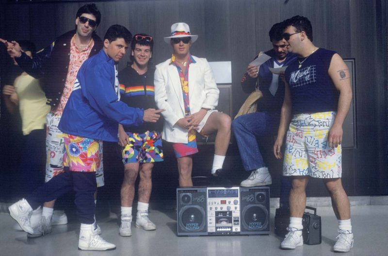 Jovenes-con-su-boombox.jpg