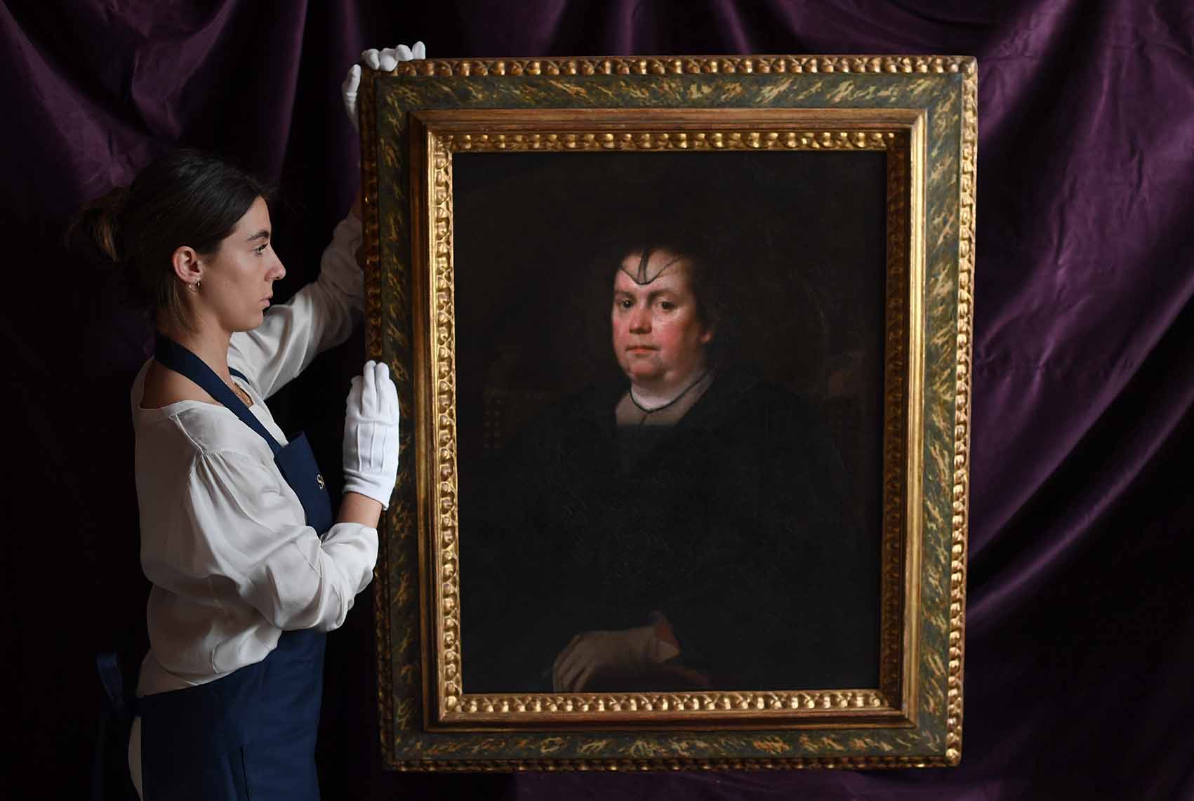 Velazquez-Portrait-of-Olimpia-Maidalchini-Pamphilj.jpg