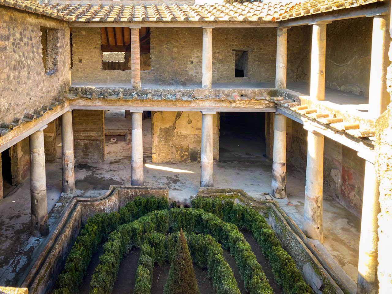 casa-degli-amanti-2.jpg