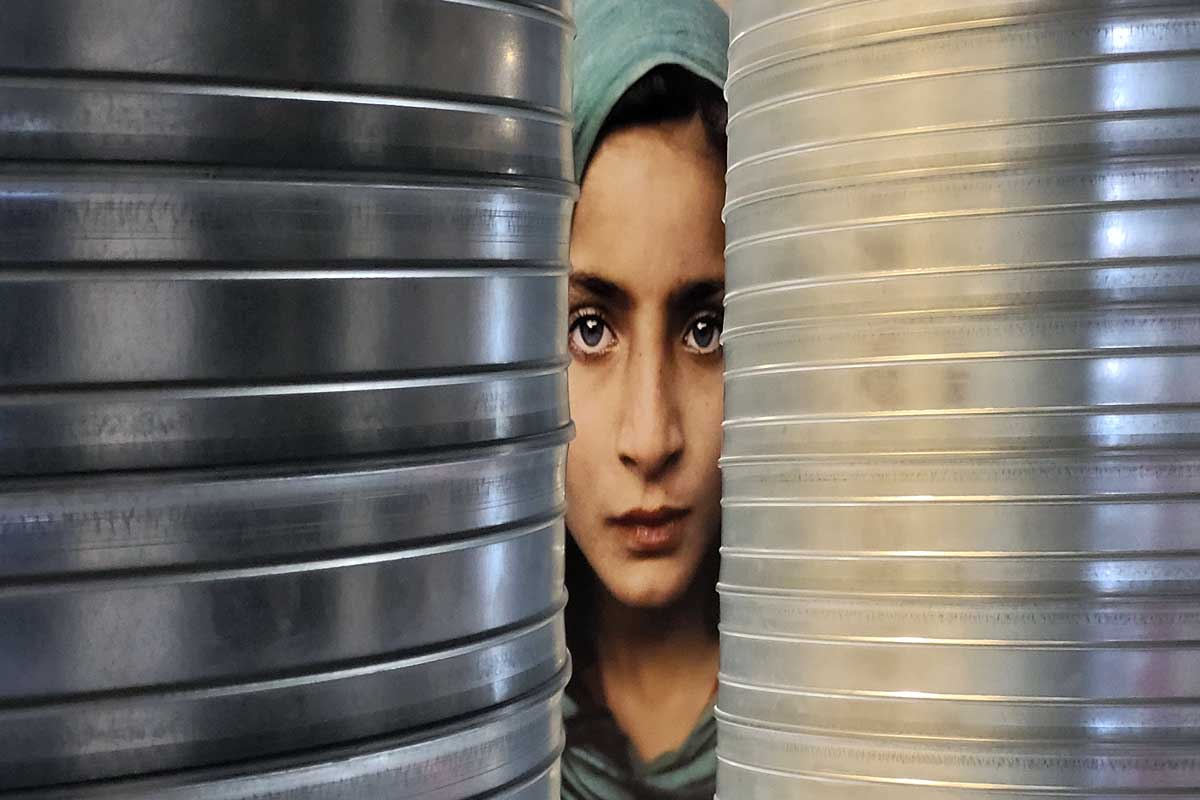 Muestra-fotografica-de-Steve-McCurry-en-el-CermModern-de-Ankara-Lali-Ortega-Ceron.jpg