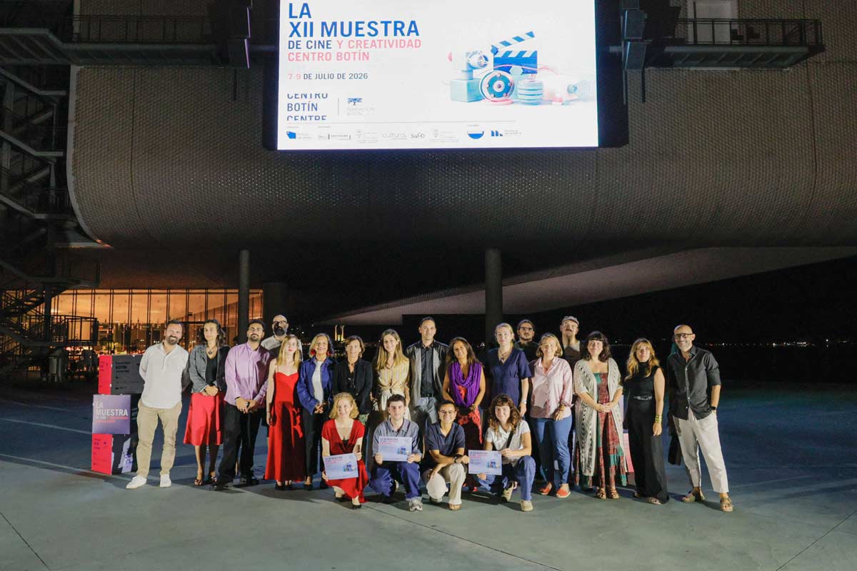 Ganadores-participantes-organizadores-y-patrocinadores-de-la-XII-Muestra-de-Cine-y-Creatividad-del-Centro-Botin.jpg