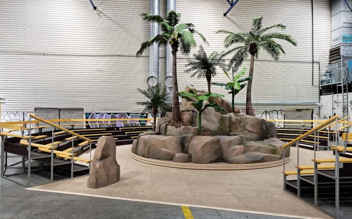 BAJA-Philippe-Quesne-Crash-Park-Circus.jpg