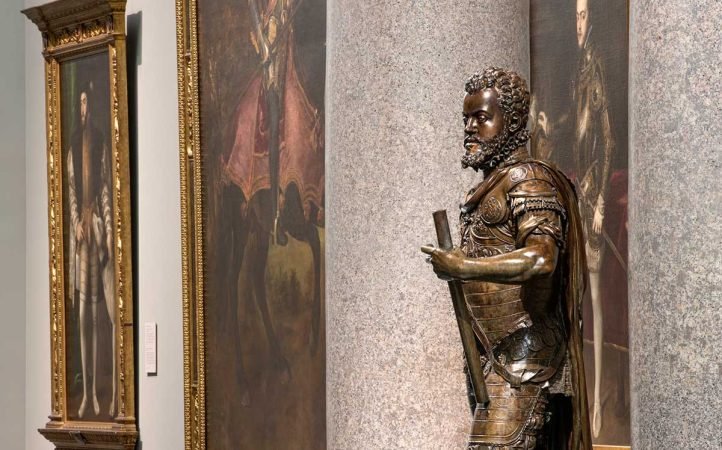 Imagen-de-la-escultura-de-Felipe-II-en-la-Galeria-Central.-Foto-©-Museo-Nacional-del-Prado.jpg