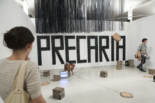 Instalacion-de-Minipimer-TV-en-la-expo-El-temps-invertit.jpg