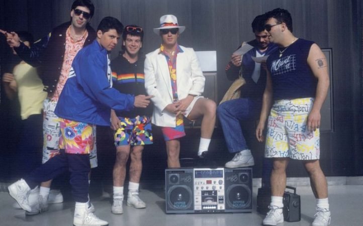 Jovenes-con-su-boombox.jpg