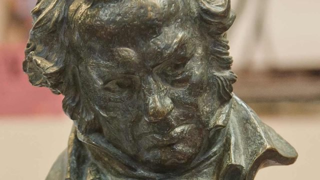 estatuilla-premios-goya.jpg