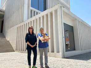 Ahlam Shibli inaugura la residencia artística en el Museo Helga de Alvear